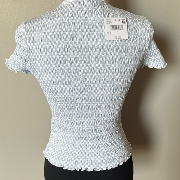 American Eagle Outfitters - White and blue Textured Women's Top - Picture 5 of 8